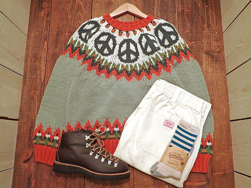 【HAVE A GRATEFUL DAY】PEACE PATTERN KNIT CREW