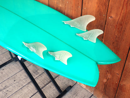 SHAPES AND HULLS/FLEX FIN QUAD FISH 5'11"