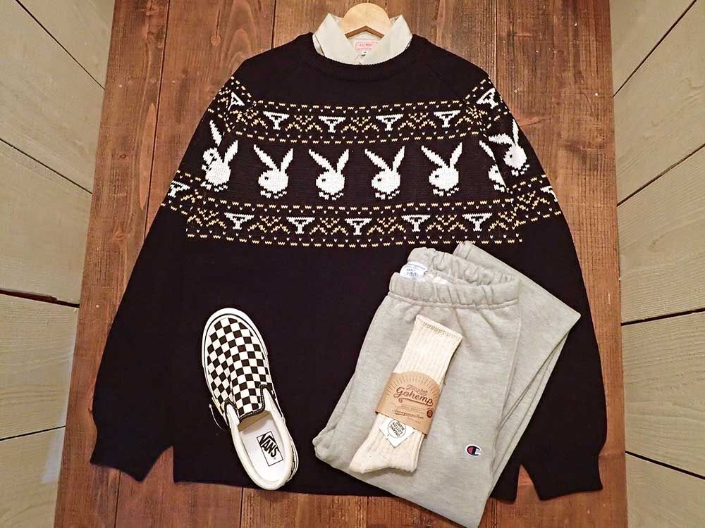[PLAYBOY]80S RABBIT CREW SWEATER 