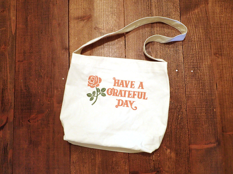 【HAVE A GRATEFUL DAY】SHOULDER TOTO BAG